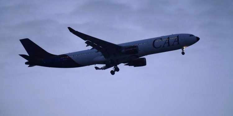 RDC: naissance d'une petite fille dans un avion en vol entre Lubumbashi et Kinshasa image principale