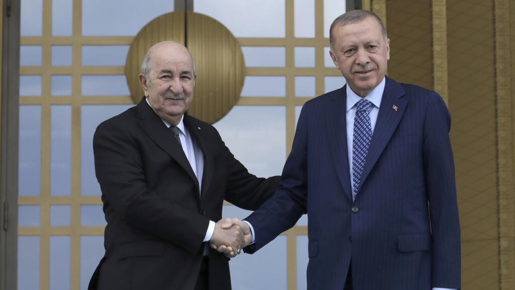 Algérie: le président Abdelmadjid Tebboune se rend en Turquie pour renforcer la coopération avec Ankara image principale Algérie: le président Abdelmadjid Tebboune se rend en Turquie pour renforcer la coopération avec Ankara image principale