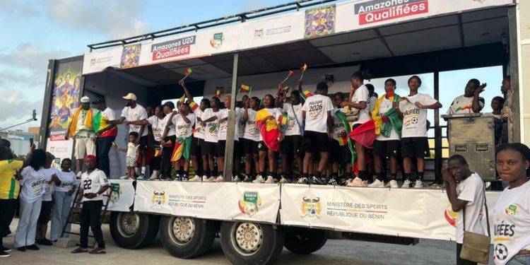 Bénin: qualifiée pour les Mondiaux U20 de football, l'équipe féminine ovationnée à Cotonou image principale