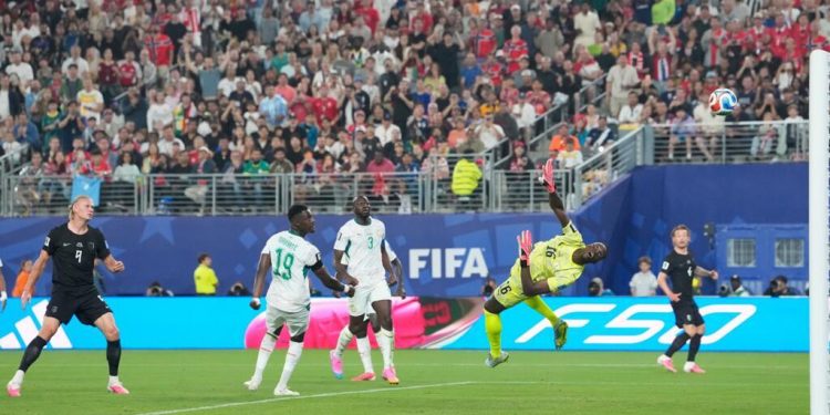 À la Une: le calvaire des Sénégalais dans la Coupe du monde de football image principale