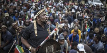 Afrique du Sud: à Durban, des milliers de manifestants réclament le départ des sans-papiers image principale