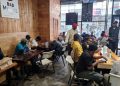 B&D Halal Food à New York, la cantine africaine où l’on vient manger et retrouver un goût du pays image principale