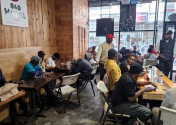 B&D Halal Food à New York, la cantine africaine où l’on vient manger et retrouver un goût du pays image principale