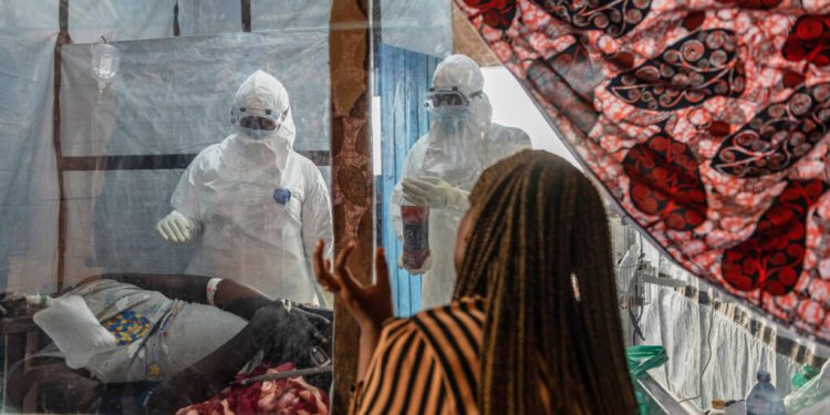 Ebola en RDC: mille cas, un record pour la souche Bundibugyo, la riposte fait face à des défis multiples image principale