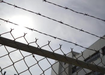 Guinée: accusé d'avoir tué sa femme au Canada en 2007, l'opposant Rafiou Sow incarcéré à Conakry image principale