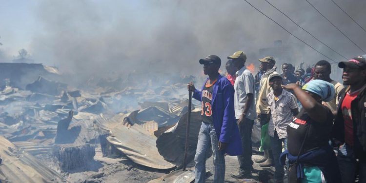 Kenya: un grand incendie au marché de Gikomba à Nairobi laisse des milliers de commerçants sans activité image principale