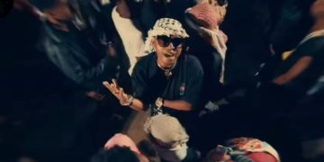 Madagascar: une jeune star retire à contrecœur une de ses chansons jugée offensante par des musulmans image principale