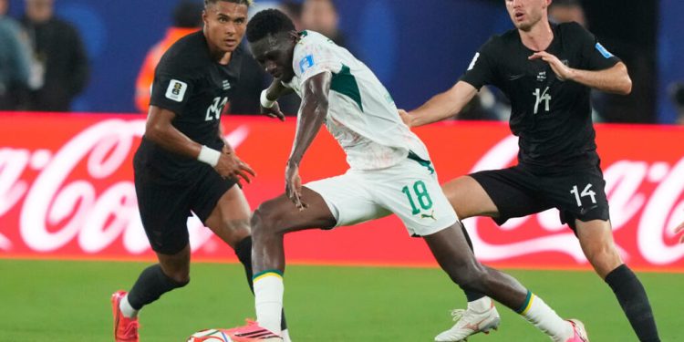 Mansour Loum: «La défaite face à la Norvège met Pape Thiaw face à ses responsabilités» image principale