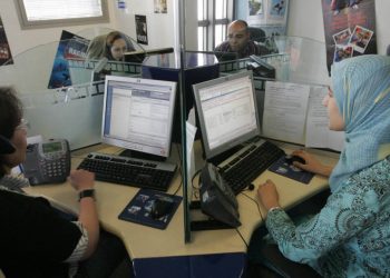 Maroc: face à la loi française contre le démarchage, les travailleurs des centres d’appels dans l'inquiétude image princ