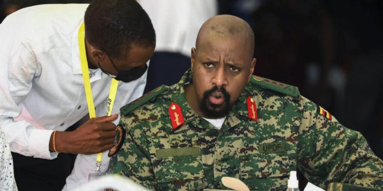 Ouganda: «Muhoozi Kainerugaba a pris une place centrale dans la politique de répression» image principale