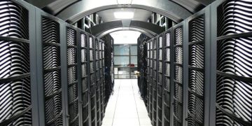 RDC: après Kinshasa, Lubumbashi se dote d'un «data center», le super calculateur Lofoy image principale