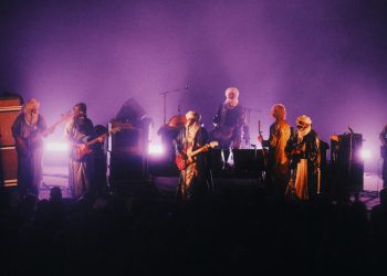 Tinariwen, les pionniers du blues touareg en concert au Cirque d’Hiver à Paris image principale