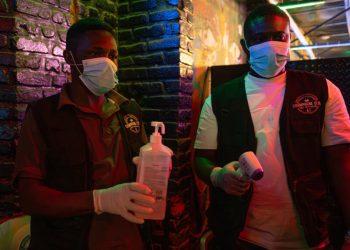 «Tout le monde a peur»: comment l'épidémie d'Ebola bouleverse la vie des habitants de Bunia, dans l'est de la