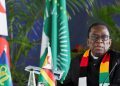 Zimbabwe: le Parlement approuve une réforme qui pourrait maintenir Mnangagwa au pouvoir jusqu'en 2030 image principale
