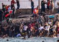 À la Une: à Ceuta, les autorités espagnoles dépassées par l'afflux de migrants en provenance du Maroc image principale