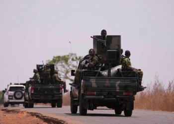 À la Une: au Mali, les jihadistes et les indépendantistes reprennent l’offensive image principale