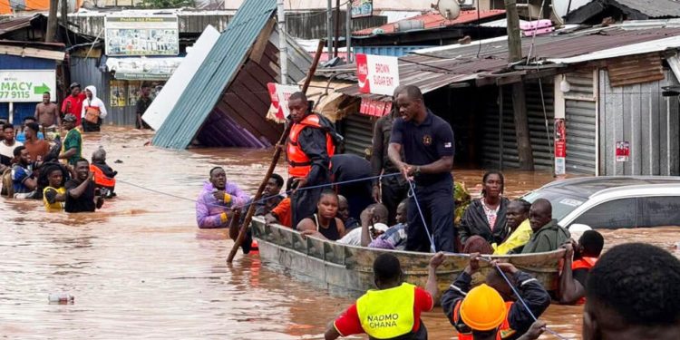 À la Une: pluies torrentielles et inondations en Afrique de l’Ouest image principale