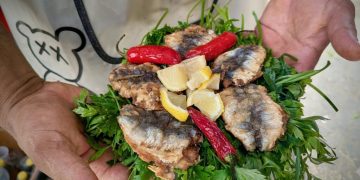 À midi, on mange quoi: le sandwich chrikat, icône de la street food marocaine, menacé par l'inflation [4/5] image principale