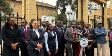 Au Kenya, des avocats manifestent contre «une justice corrompue qui refuse de se réformer» image principale