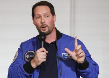Au Sénégal, l’astronaute français Thomas Pesquet encourage les jeunes à se lancer dans le secteur spatial image principale