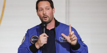 Au Sénégal, l’astronaute français Thomas Pesquet encourage les jeunes à se lancer dans le secteur spatial image principale