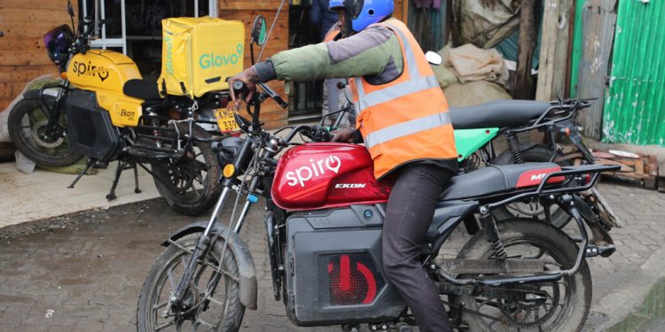 En Afrique, la vente de motos électriques explose depuis la guerre en Iran image principale