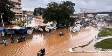 Ghana: le gouvernement critiqué pour sa gestion des inondations meurtrières image principale
