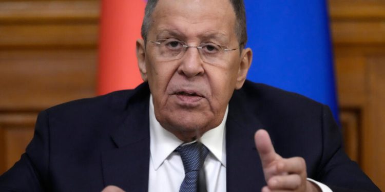 Le chef de la diplomatie russe Sergueï Lavrov en Éthiopie avant une visite au Niger image principale