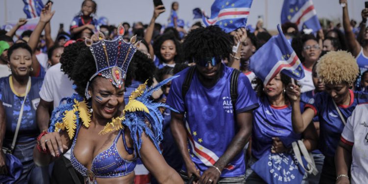 Mondial 2026: les joueurs du Cap-Vert célébrés à leur retour au pays après un parcours héroïque image principale
