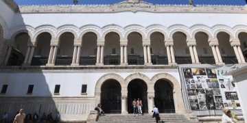 Tunisie: «La justice est devenue une fonction administrative qui exécute les ordres», estime une ONG image principale