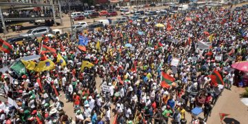 Angola: l'Unita revendique 32 blessés par la police lors d'un hommage à Jonas Savimbi image principale