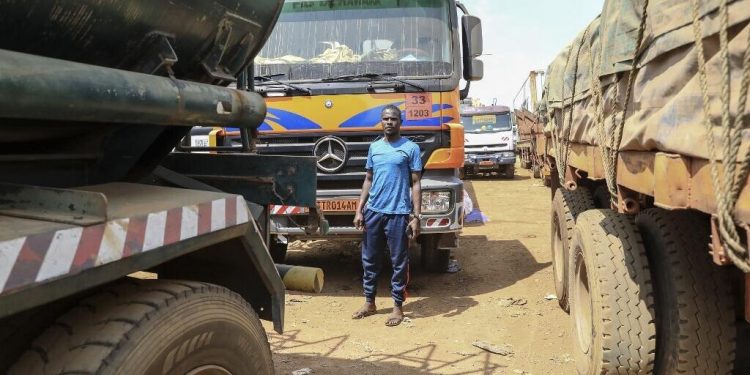 Cameroun: un premier financement pour la réalisation du corridor routier Douala-Bangui image principale