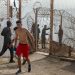 Ceuta: les migrants quittent l'enclave et racontent le déchaînement de violence des derniers jours image principale