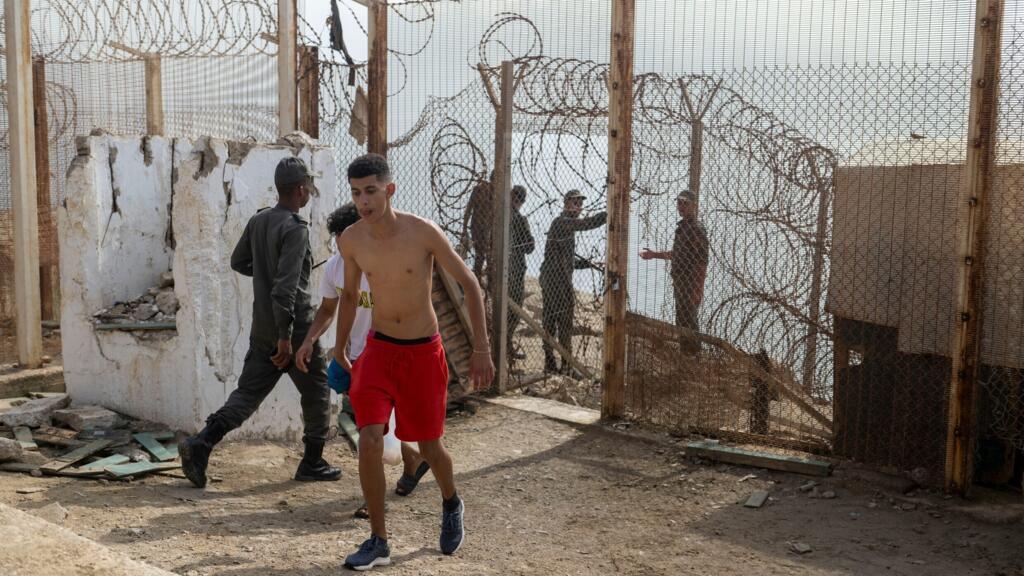 Ceuta: les migrants quittent l'enclave et racontent le déchaînement de violence des derniers jours image principale Ceuta: les migrants quittent l'enclave et racontent le déchaînement de violence des derniers jours image principale
