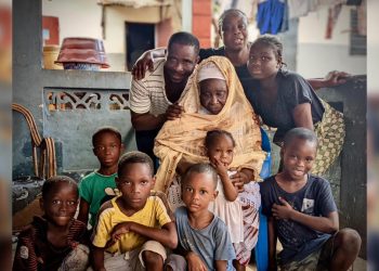 Côte d’Ivoire: le recours aux assistants de vie auprès des personnes âgées se développe image principale