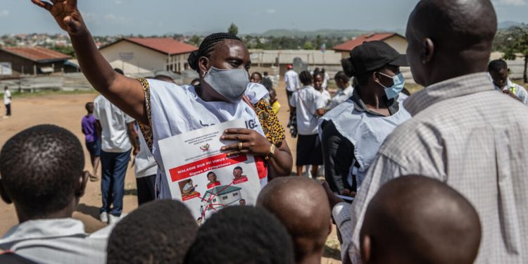 Ebola en RDC: la Croix-Rouge s'inquiète d'une multiplication des attaques contre ses volontaires image principale