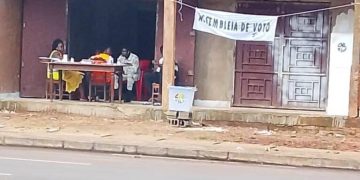 Guinée-Bissau: participation timide à la mi-journée lors du vote du référendum constitutionnel image principale