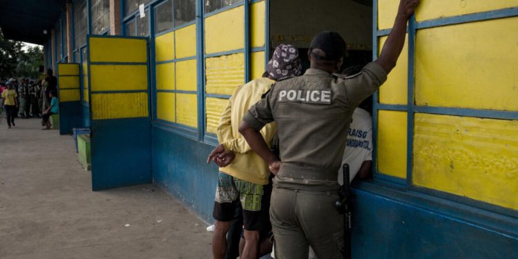 Madagascar: les craintes de la population grandissent après l'assassasinat de deux jeunes filles image principale