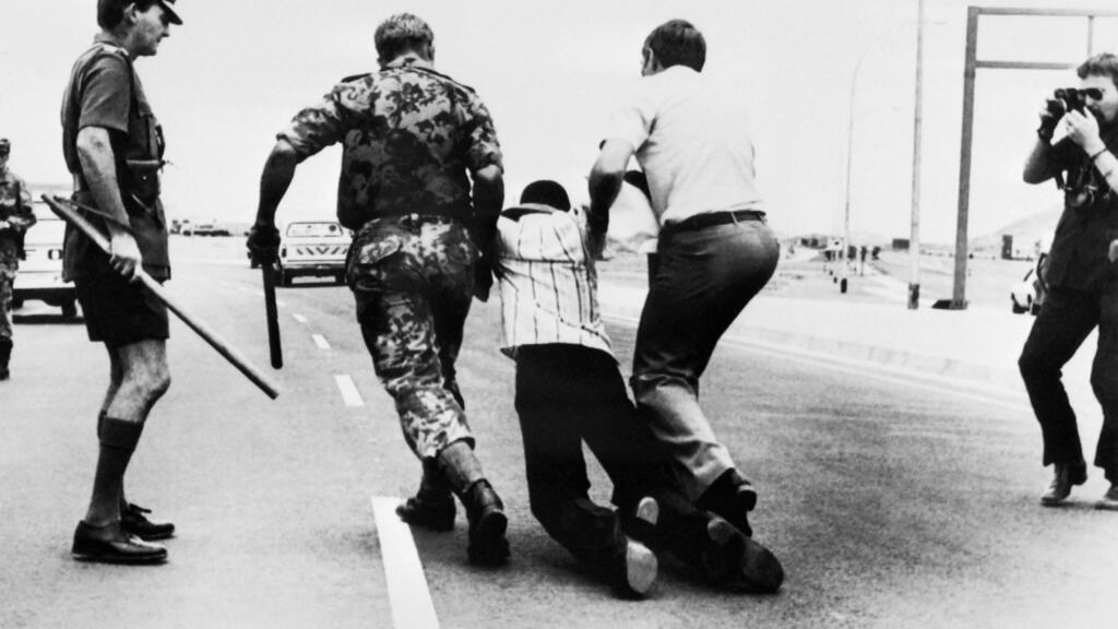 Namibie: 60 ans après le début de la guerre d’indépendance, une mémoire encore douloureuse image principale Namibie: 60 ans après le début de la guerre d’indépendance, une mémoire encore douloureuse image principale