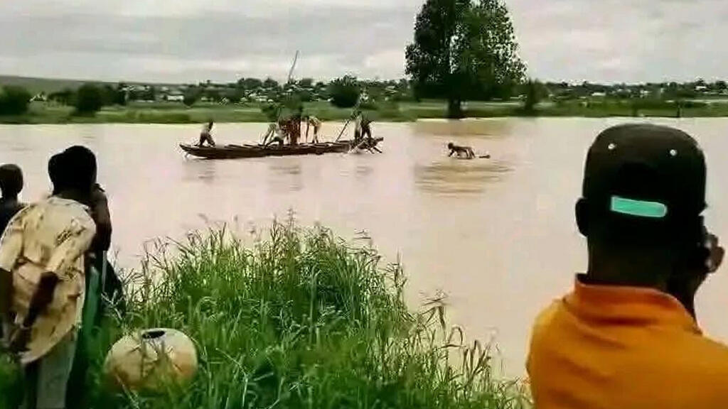 Nigeria: plus de 50 morts dans le naufrage d'un bateau au nord-ouest du pays image principale Nigeria: plus de 50 morts dans le naufrage d'un bateau au nord-ouest du pays image principale