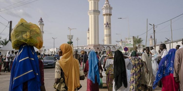 Sénégal: «Le Magal draine 5 à 6 millions de personnes, c'est un défi logistique permanent» image principale