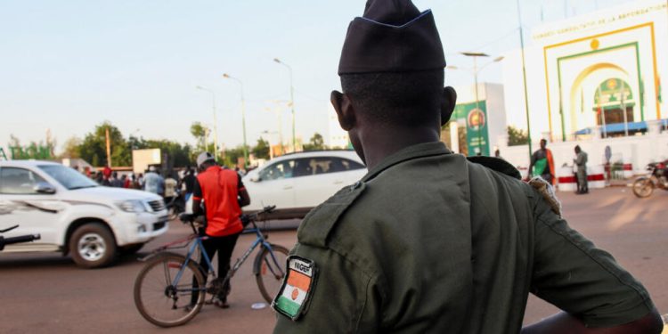 Accusé d’avoir soutenu la rébellion au Niger, le Bénin réaffirme être «contre sa déstabilisation» image principale