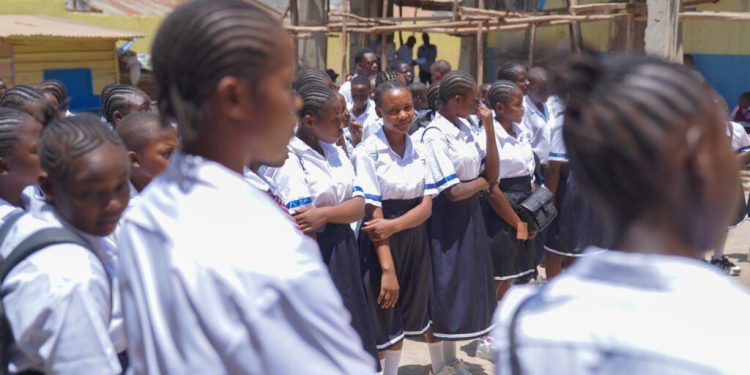 En RDC, une rentrée scolaire contrastée, entre insécurité et risque sanitaire image principale